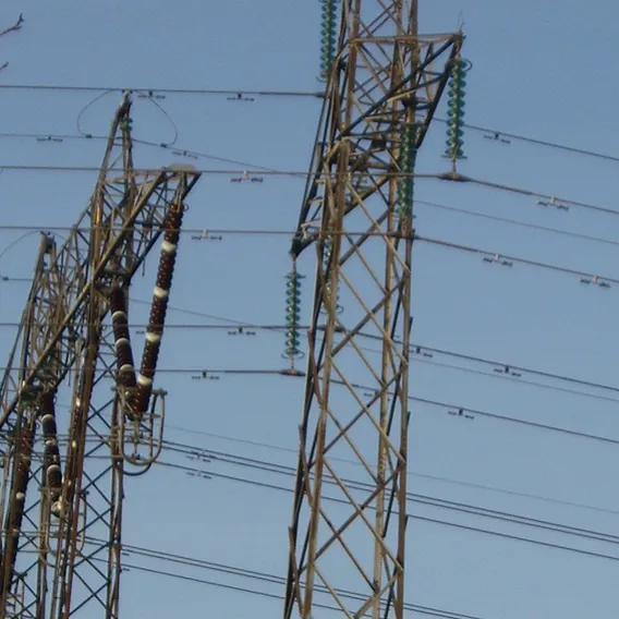 Elledningar och himmel