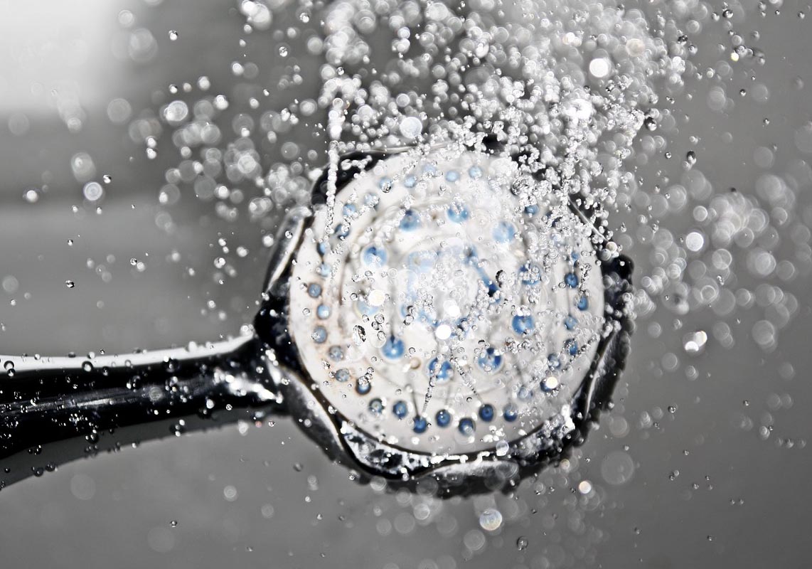 Duschtråg med vatten